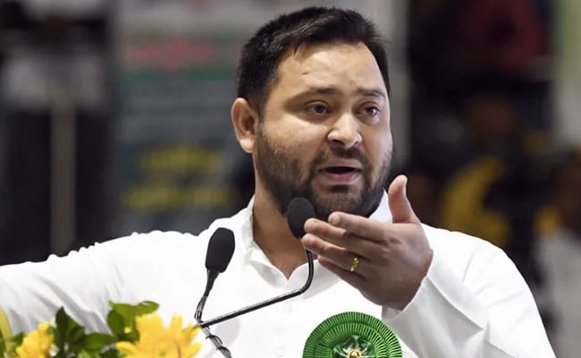 राबड़ी देवी से ईडी की पूछताछ पर तेजस्वी ने जतायी साजिश की आशंका, कहा सप्लीमेंट्री चार्जशीट दायर कर जोड़ा जा सकता है मेरा नाम