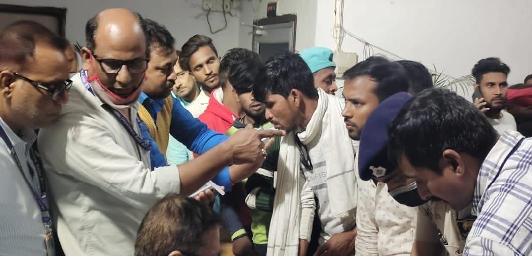 70 से अधिक शराब के नशे में व्यक्तियों को पुलिस ने किया गिरफ्तार