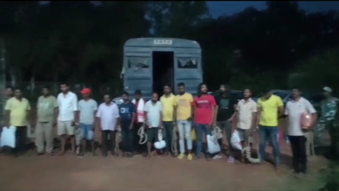 15 जुआड़ियों को पुलिस ने दबोचा, जानिए क्या हुआ बरामद