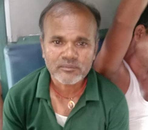 दुखद! 15 दिन पहले बेटी को डोली में विदाकर काम की तलाश में निकले पिता की उठी अर्थी, पढ़े पूरी खबर