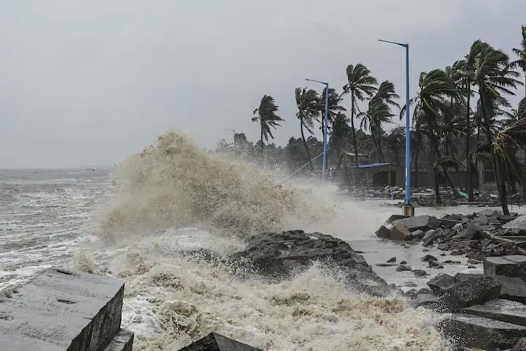 चक्रवाती तूफान बिपरजॉय के प्रभाव वाले क्षेत्र में सेना तैनात, जानिए क्या की गई है तैयारी