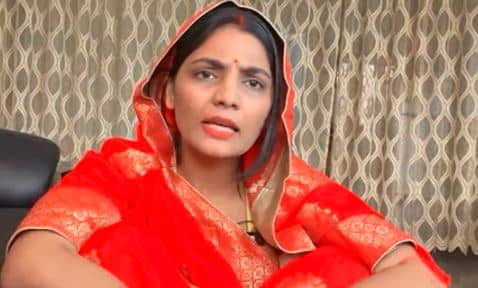 धत्त तेरी के राइटर, नामवा हसइले रे.... जानें आदिपुरुष फिल्म के राईटर को नेहा ने क्यों सुनाया खरी-खोटी