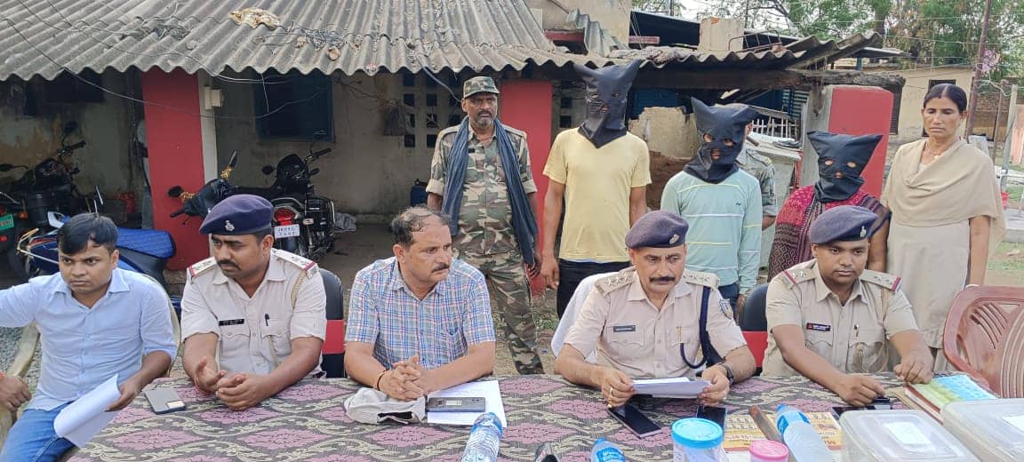 दुमका: तलाकशुदा महिला मनीषा हत्याकांड का हुआ खुलासा, 3 आरोपी गिरफ्तार