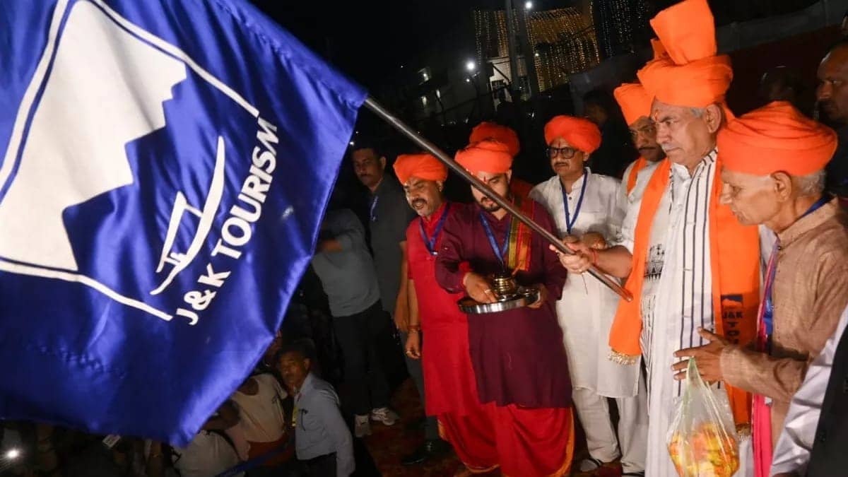 पवित्र अमरनाथ यात्रा के लिए पहला जत्था हुआ रवाना, जानिए कहां से हुई यात्रा प्रारंभ