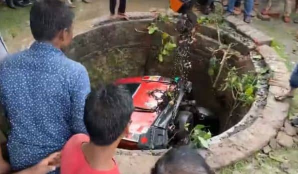 हजारीबाग में बड़ा हादसा, कुएं में गिरी बोलेरो, 6 की मौत, जानिए कैसे हुआ हादसा