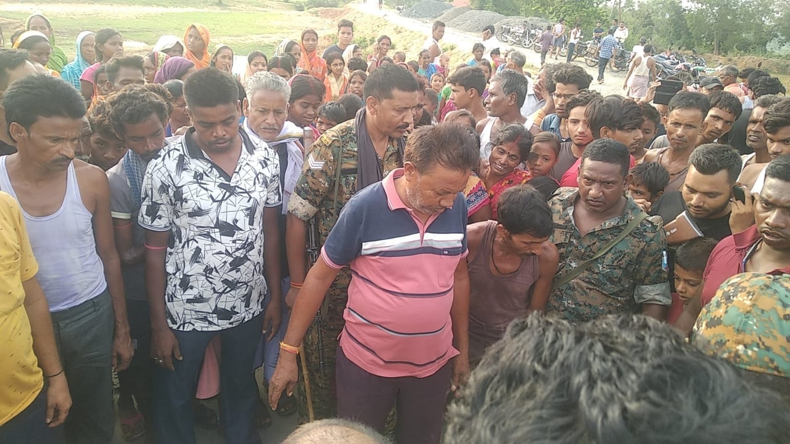 धनबाद के पूर्वी टुंडी में वनवासी कल्याण केंद्र के जिला प्रमुख पर हमला,सात गोलियां मार की गई हत्या