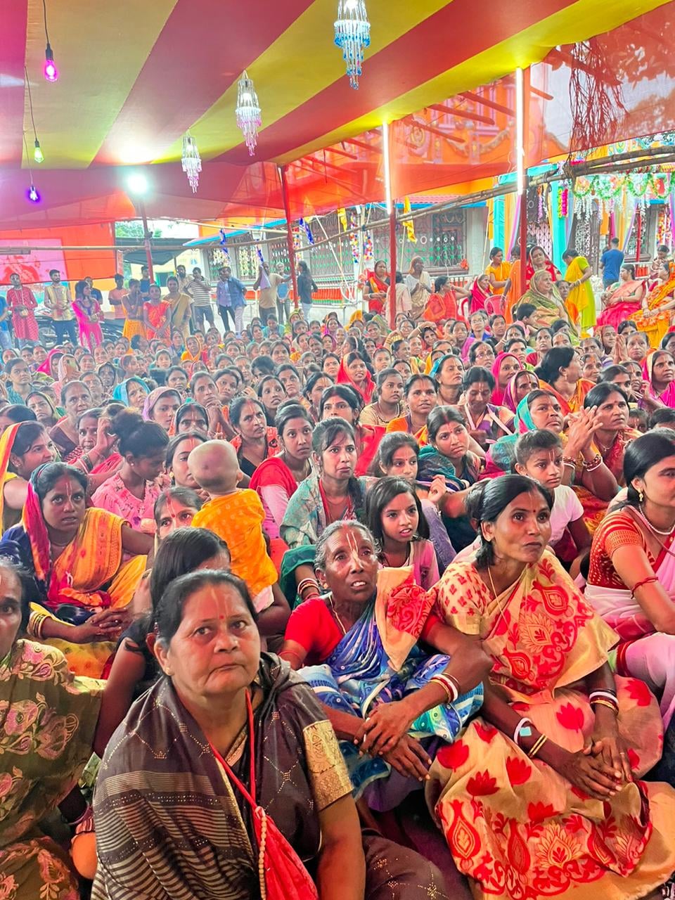 इस्कॉन, कुसुम विहार ने दो जगहों पर किया दीप दान उत्सव का आयोजन,जानिए और क्या हुआ