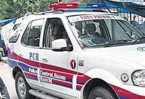 गश्ती की बजाय खर्राटे ले रहे थे पीसीआर वैन के पुलिसकर्मी, निरीक्षण में पकड़ी गई चोरी तो जानें क्या हुआ...?
