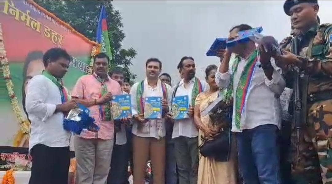 जमशेदपुर: सुदेश महतो ने की निर्मल डहर संकल्प यात्रा की शुरुआत, जाने निर्मल महतो की शहादत पर क्या कहा