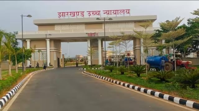 कोर्ट ने DGP से पूछा अपराध क्यों बढ़ा, रात में PCR कम क्यों दिखती है