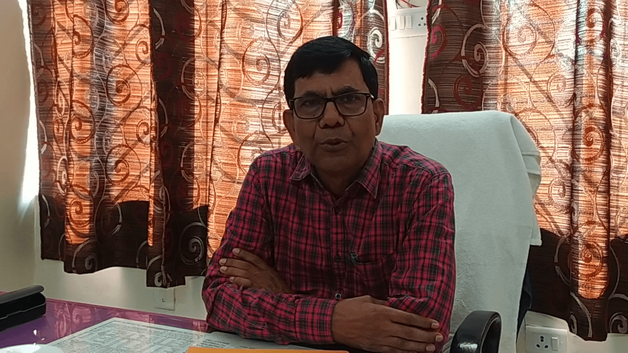 खाकपति से करोड़पति बनने का खेल : पार्ट 3 - पुलिस ने लेखा लिपिक और कंप्यूटर ऑपरेटर को भेजा जेल