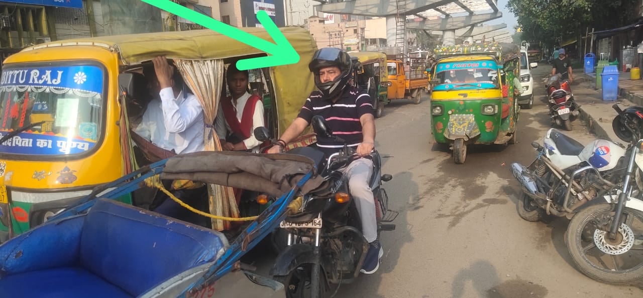 भेष बदल कर जब एसएसपी पहुंचे थाना, दरोगा की निकल गई हेकड़ी