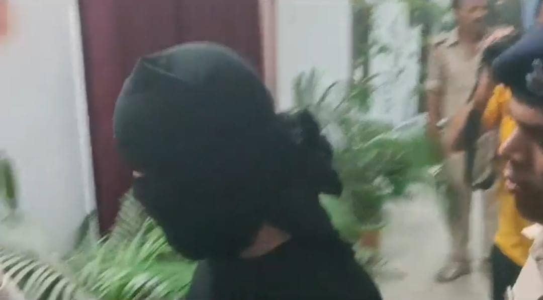 सावधान! साइबर अपराधी ठगी के लिए अपना रहे नए तरीके, जानें कैसे बैंक कर्मचारी बन चुराया ग्राहकों का डाटा