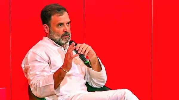 जवानों की बात करना राहुल गांधी को पड़ा भारी! बाबूलाल मरांडी ने सेना में फूट डालने का लगाया सनसनीखेज आरोप