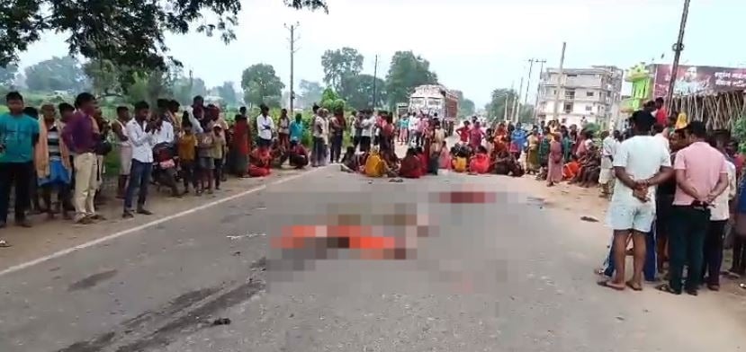 बेकाबू ट्रक ने चार मजदूर को रौंदा, मौके पर तीनों की मौत, एक गंभीर रूप से घायल