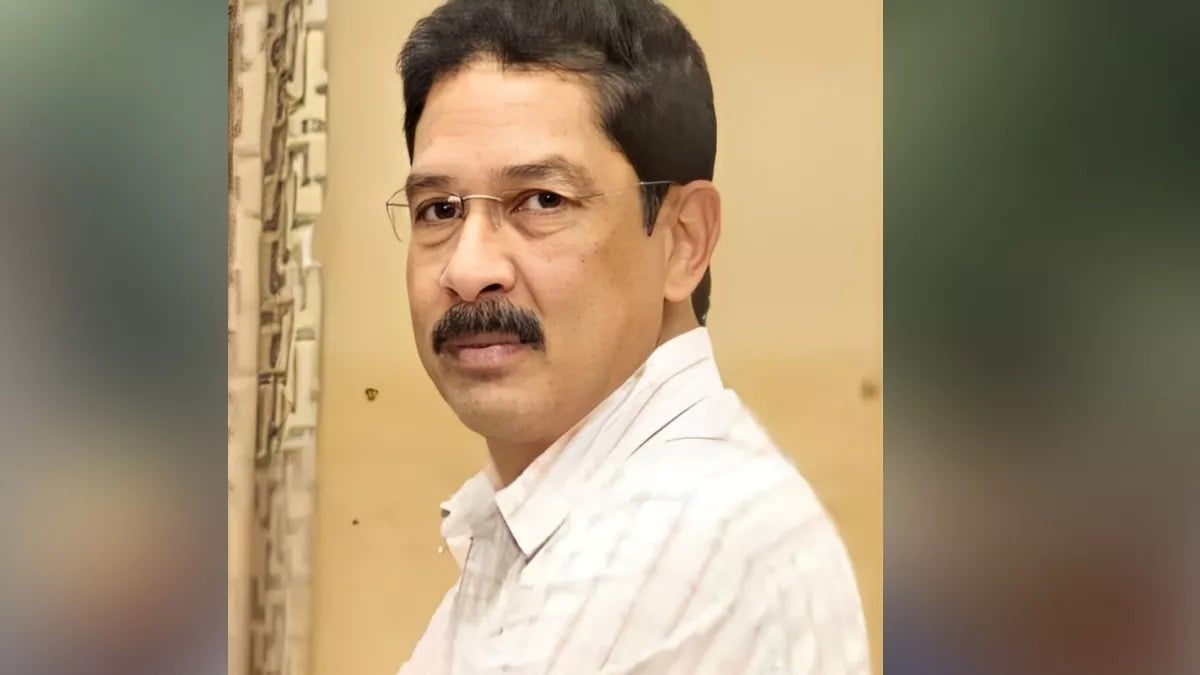 झारखंड में अब साला बहनोई की लूट! लाख के लिए ‘फाइल’ तो करोड़ के लिए ‘फोल्डर’, आईएस राजीव अरुण एक्का पर कसता ईडी का शिंकजा