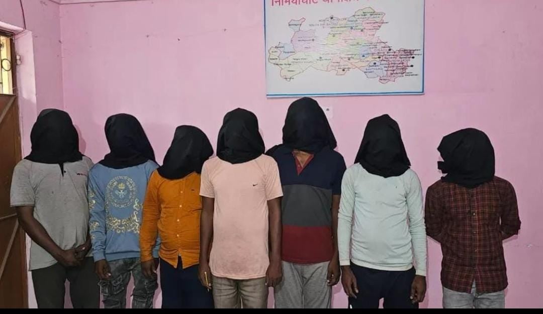 पुलिस ने किया खुलासा: धनबाद के तोपचांची का गैंग ही GT रोड पर राजस्थान के ड्राइवर को मारी थी गोली, सात हुए अरेस्ट