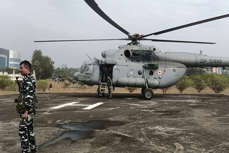 जिस दस्ते ने बरसाई सुरक्षा बलों पर गोली, उसी दस्ते के नक्सली के घायल होने पर सुरक्षाबलों ने इलाज के लिए एयरलिफ्ट कर पहुंचाया रांची