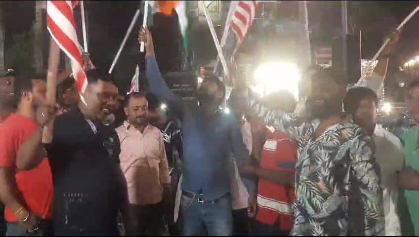 WC 2023 : टीम इंडिया की पाकिस्तान के खिलाफ जीत पर झूम उठा माही का शहर