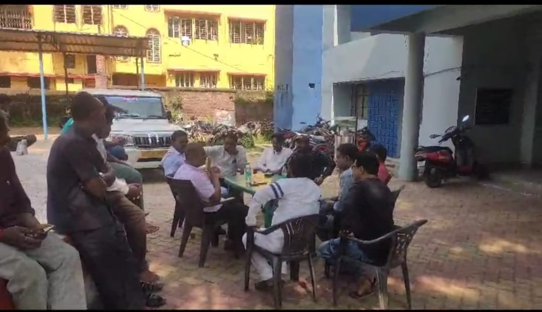 गाय खरीदने के लिए बंगाल के घर से निकला था युवक झारखंड में मिली सड़ी -गली लाश, इलाके में सनसनी