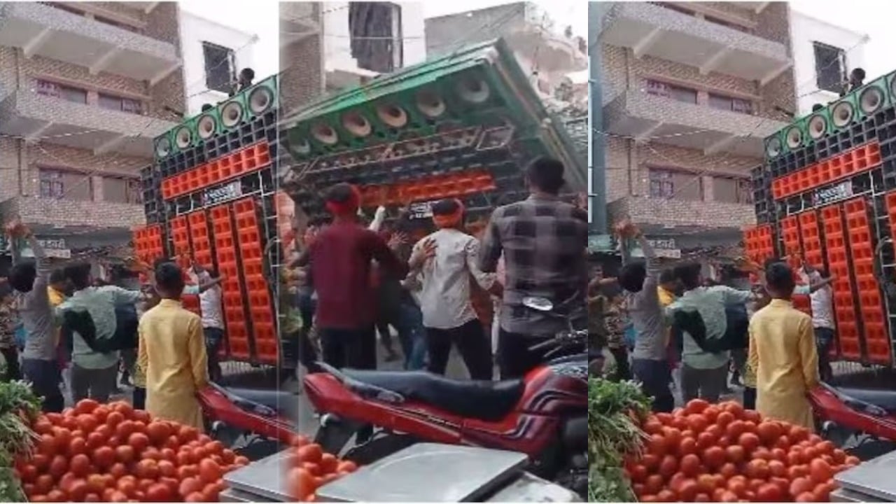 ‘अभी तो पार्टी शुरू हुई है’ गाने पर नाच रहे थे लड़के, सभी के ऊपर गिरा डीजे, जानिए फिर क्या हुआ
