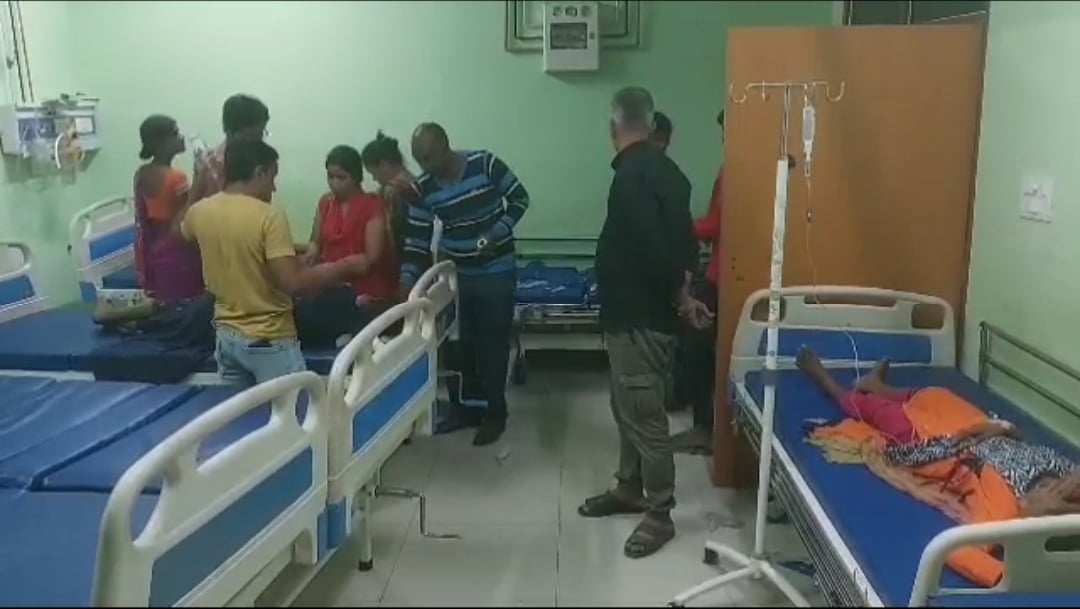 बेगूसराय में फ़ूड प्वाइजनिंग से 2 बच्चों की मौत, 5 की स्थिति गंभीर, जांच में जुटी पुलिस