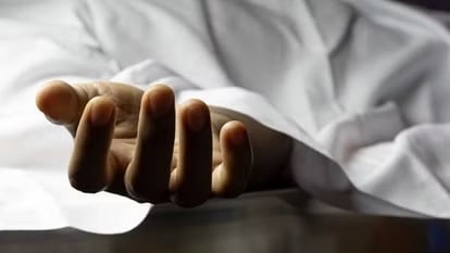 BREAKING : रांची में नर्सिंग कॉलेज के छात्र ने की आत्महत्या, जांच में जुटी पुलिस
