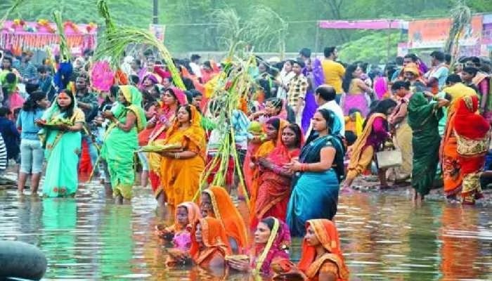 छठ घाट पर खुद को खतरे में डालकर सेल्फ़ी न लेने की अपील, महापर्व को लेकर जगह-जगह सुरक्षा के पुख्ता इंतजाम