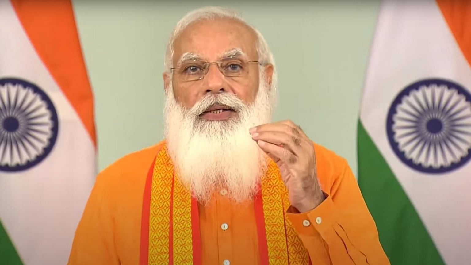 पहले की सरकारों ने अपराधियों को संरक्षण देकर यूपी का नाम बदनाम किया - पीएम मोदी