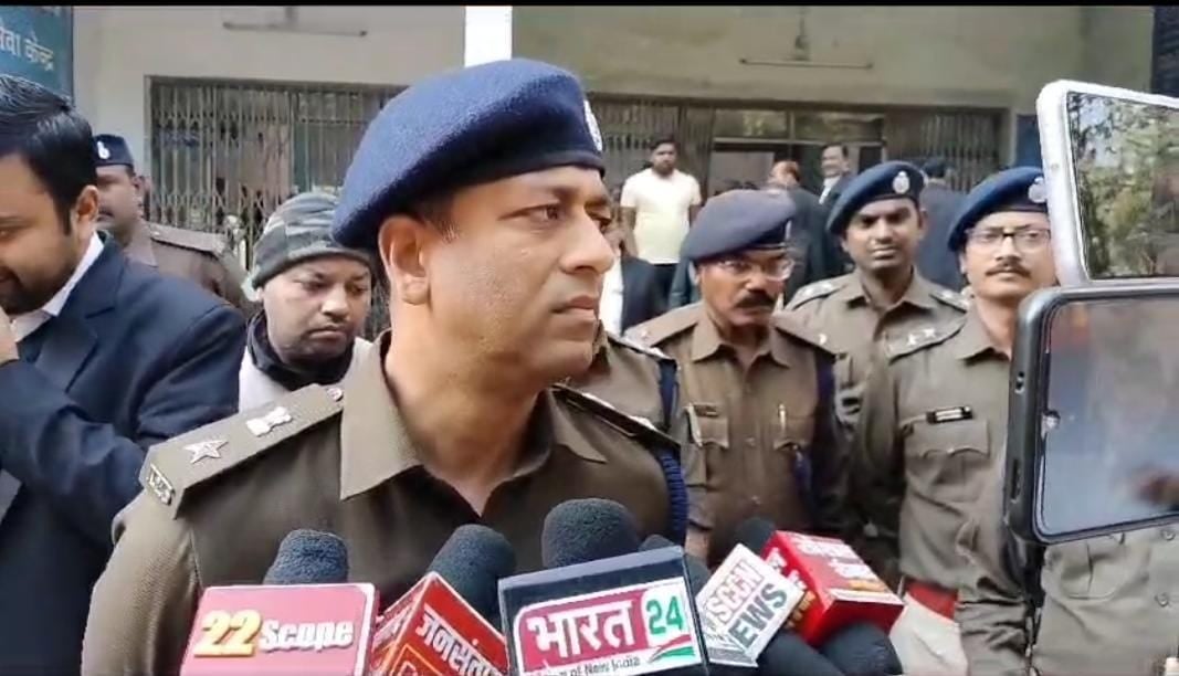 जमशेदपुर:शहर की सुरक्षा को लेकर एसएसपी किशोर कौशल सख्त, कोर्ट परिसर के साथ कई इलाकों का लिया जायजा, पढ़ें लोगों से क्या अपील की