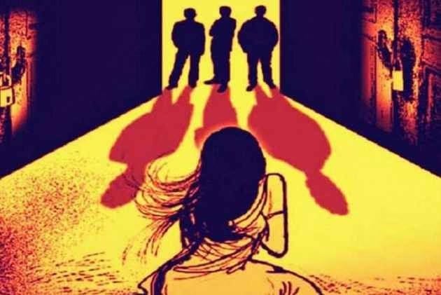 क्रिसमस की रात नाबालिग से सामूहिक दुष्कर्म, चर्च से प्रार्थना कर लौट रही थी हॉस्टल