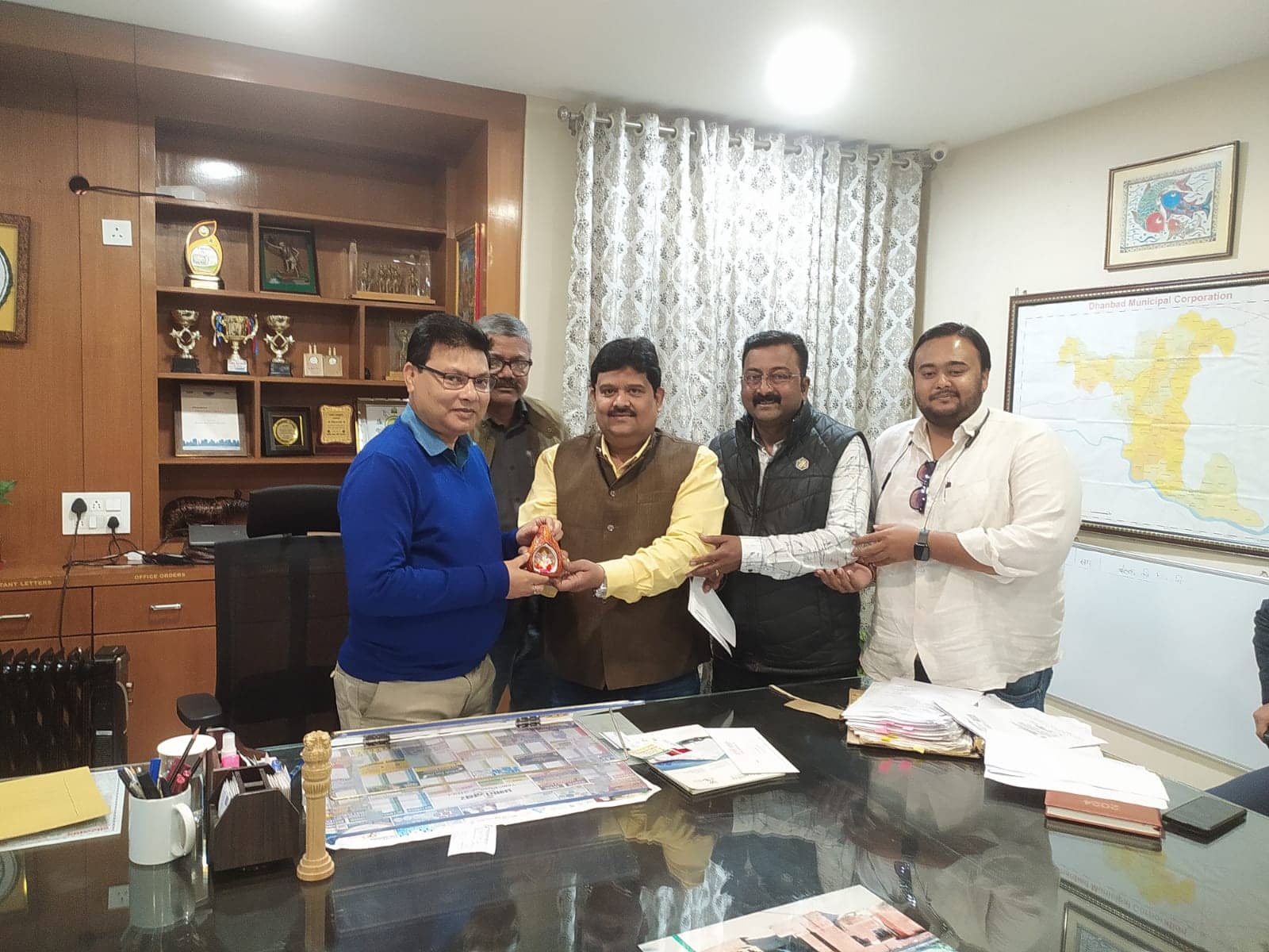 पुरानी मार्केट के दुकानदारों को रेन वाटर हार्वेस्टिंग से फ्री करे निगम, प्रतिनिधिमंडल ने रखी मांग