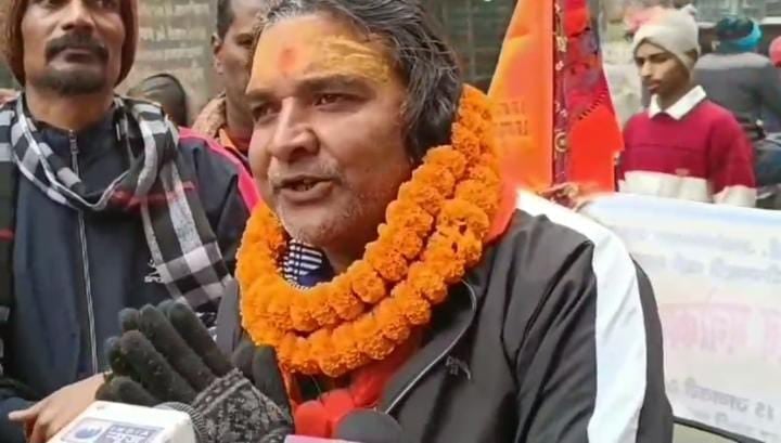 भक्तों पर छाई प्रभु श्री राम की दीवानगी! बिहार के दिव्यांग भक्त ट्राई साइकिल से निकल पड़े है अयोध्या धाम, पढ़ें क्या मांगी थी मन्नत