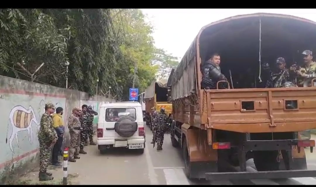 मुख्यमंत्री से पूछताछ के दौरान लॉ एंड आर्डर बिगाड़ने की थी योजना, झामुमो का आरोप CRPF का बड़ी संख्या में CM आवास पहुंचना साजिश