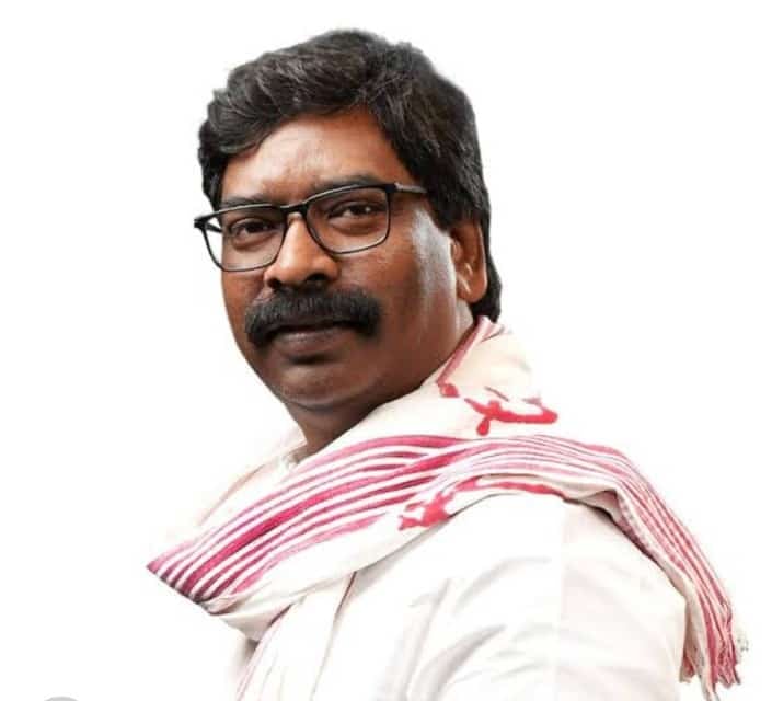 Big Update : दिल्ली में CM हेमंत सोरेन पर ED की दबिश , चार्टर प्लेन के उड़ान पर रोक के बाद मख्यमंत्री के सड़क मार्ग से रांची पहुँचने की खबर