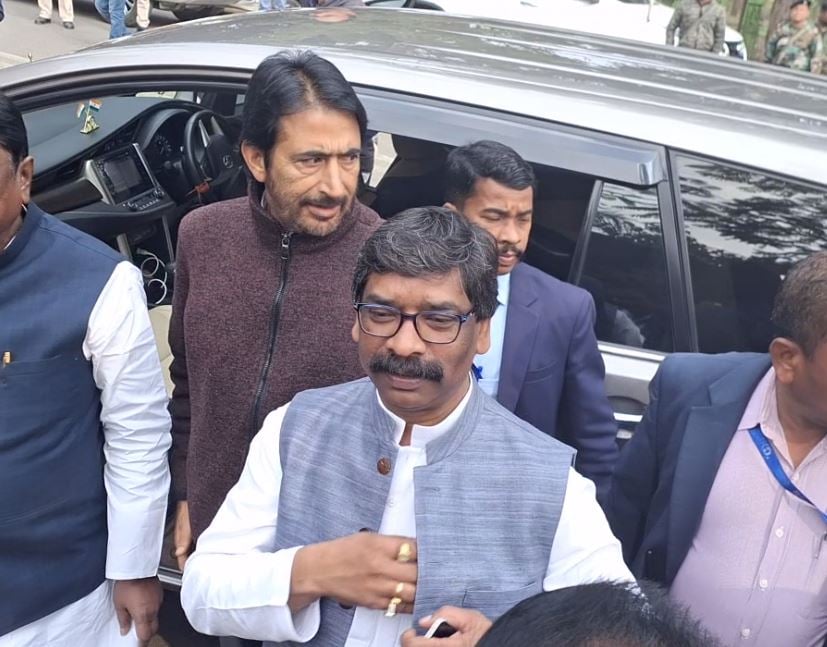 जमीन घोटाला मामला : 10 समन, आज दूसरी बार ईडी के सामने सीएम हेमंत की पेशी, रांची में बढ़ाई गई सुरक्षा