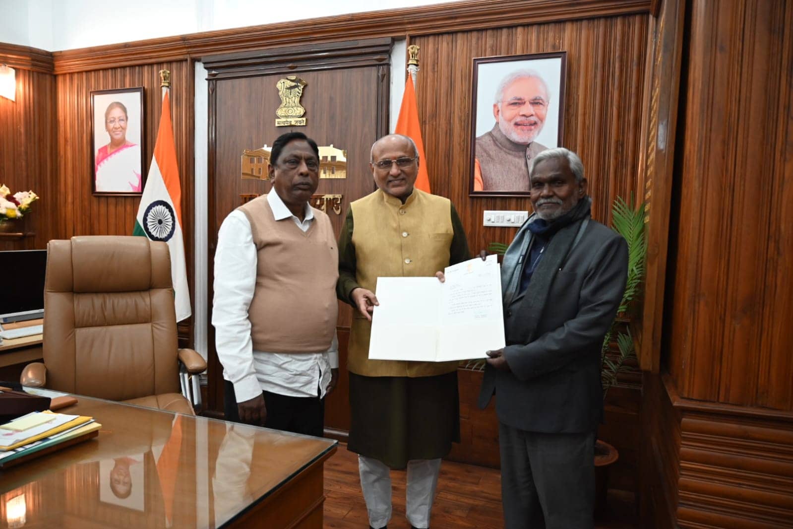 TNP Explainer : राजभवन में क्यों लगा समय, सत्ता पक्ष क्यों था व्याकुल, तकनीकी पक्ष को जानिए, सरकार बनाने का मिला न्यौता