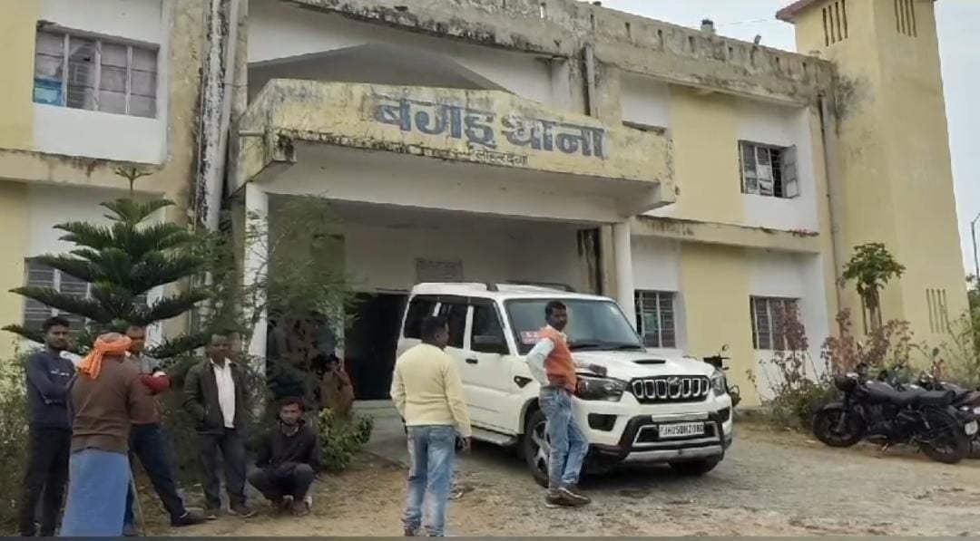 लोहरदगा में दो नाबालिग बच्चियों से दरिंदगी, पुलिस ने तीन नाबालिग सहित 11 आरोपियों को दबोचा, पढ़ें पूरा मामला