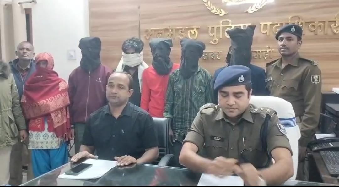 सीतामंढ़ी:पुलिस ने अपहरण और फिरौती मांगने वाले गैंग का किया उद्भेदन, एक महिला सहित 6 को किया गिरफ्तार, पढ़ें पूरा मामला