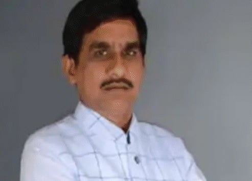 Big Breaking : लालू प्रसाद के करीबी पर ED का शिकंजा, बालू माफिया सुभाष यादव के कई ठिकानों पर छापेमारी, चतरा से लड़ चुके हैं लोकसभा चुनाव