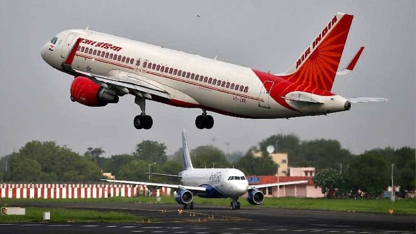 होली में धनबाद आने वालों के लिए दीवार बन गई है ट्रेन में बर्थ की कमी, हवाई किराया भी पहुंच से दूर