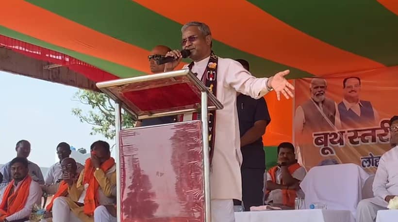 बाबूलाल मरांडी पहुंचे गुमला, भाजपा के बूथ स्तरीय कार्यकर्ता सम्मेलन में हुए शामिल