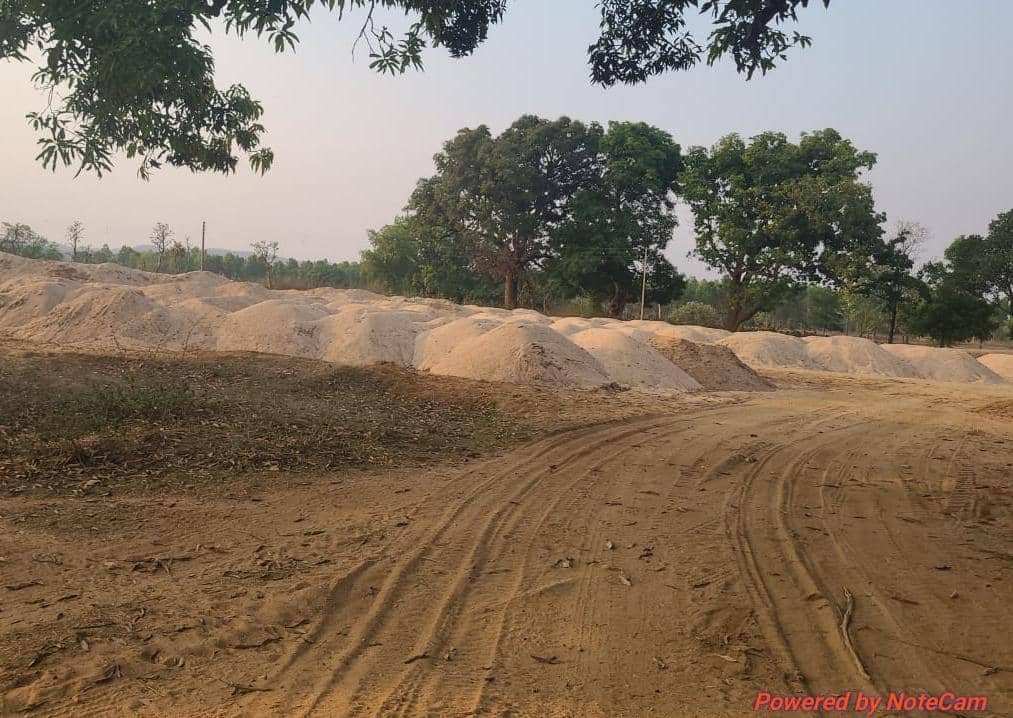Dhanbad Breaking : टुंडी में एक लाख क्यूबिक फीट अवैध बालू जब्त, सात तस्करों पर केस दर्ज