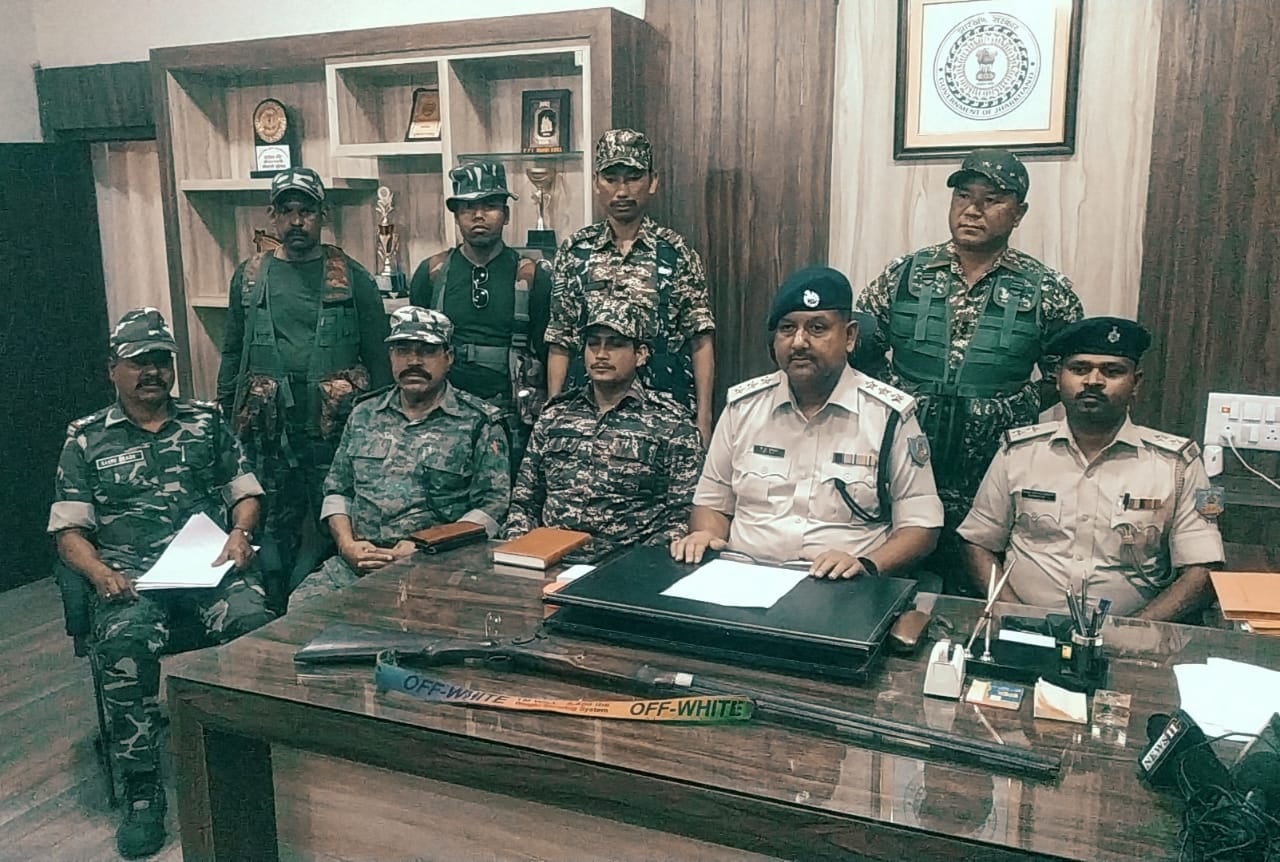 बोकारो: झुमरा पहाड़ी इलाकों में चलाया गया सर्च ऑपरेशन, नक्सलियों के हथियार बरामद