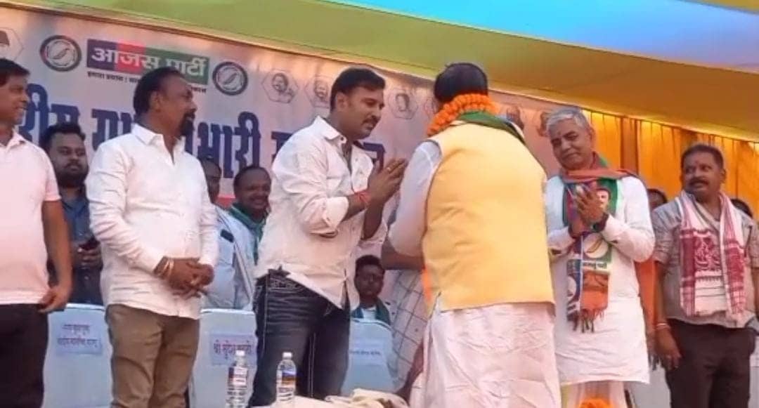 LS Election 2024:सीता सोरेन के लिए वोट मांगने जामताड़ा पहुंचे सुदेश महतो, राज्य सरकार और कल्पना सोरेन पर जमकर साधा निशाना