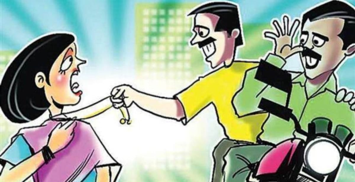 धनबाद की सडकों पर सांड़ और चेन स्नैचरों के "कॉकटेल" से फिर डरे लोग ,जानिए कब कहां और कैसे हुई घटनाएं