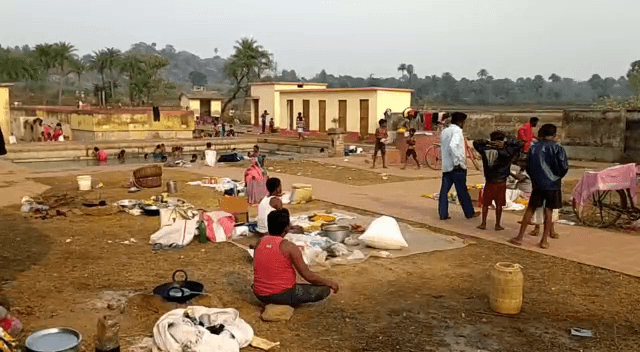 तातलोई का गर्म जलकुंड : थोड़ा ध्यान दे सरकार तो कमाऊ बन सकता है दुमका का यह पर्यटन स्थल