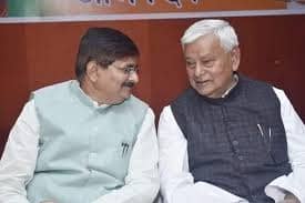 धनबाद भाजपा : बिजली-पानी तो बहाना था,असली निशाना तो पी एन सिंह और राज बाबू थे!