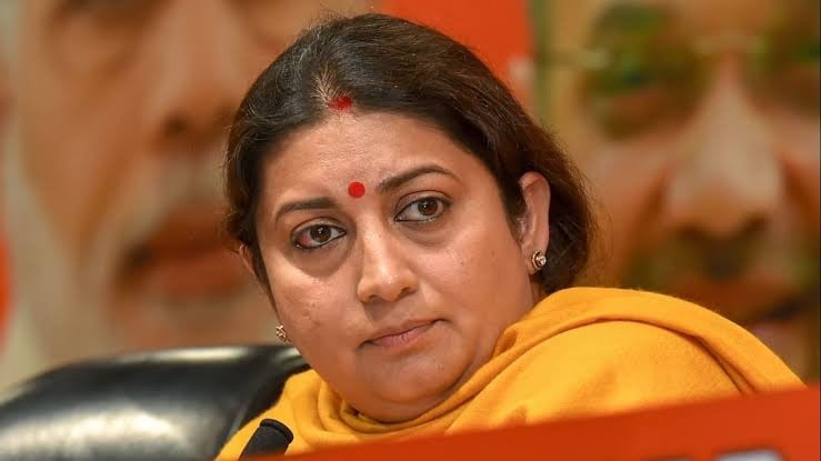 मतगणना के दिन की सबसे बड़ी खबर: केंद्रीय मंत्री स्मृति ईरानी का अहंकार उनकी लुटिया डुबो रही!