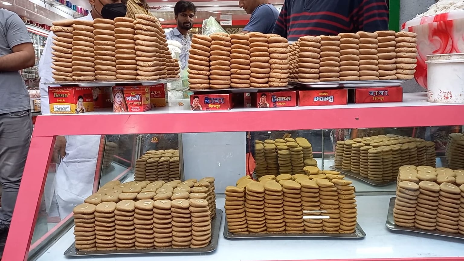 श्रावणी मेला को लेकर प्रसाद का दर तय, निर्धारित दर से अधिक वसूल करने पर होगी दंडनात्मक कार्यवाई,प्लास्टिक के उपयोग पर रहेगी पाबंदी